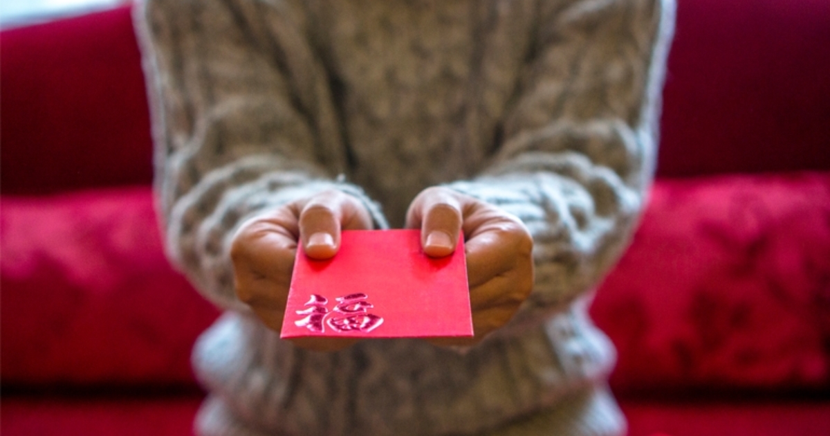Red envelopes inspired by B.C. man's love for family, culture