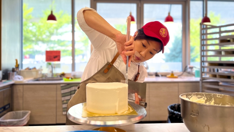 Header How Kam Do Bakery prepares for Mid Autumn Festival